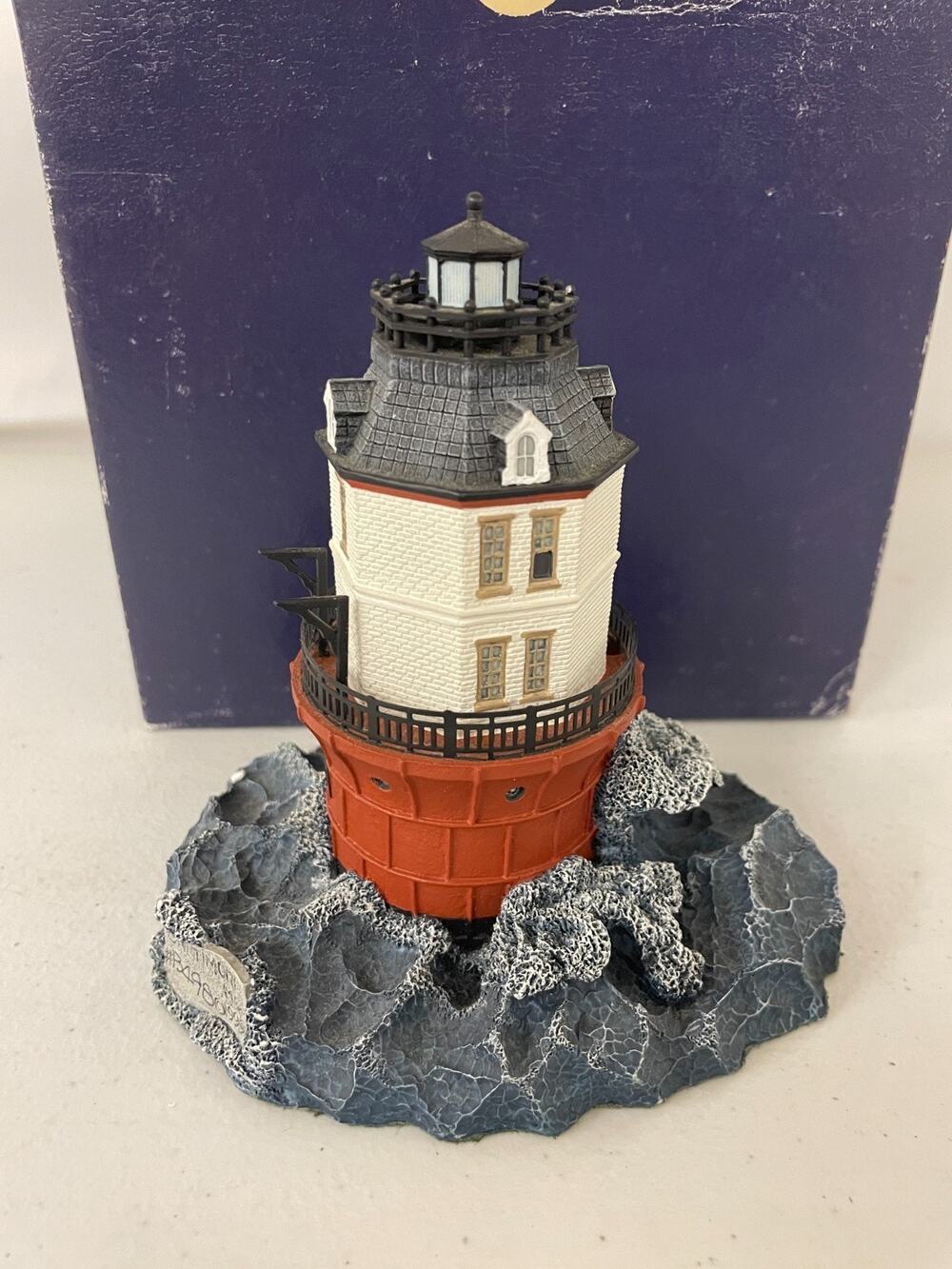 Harbour Lights #524 Baltimore, Maryland Lighthouse Society Exclusive 1999 W/ Box